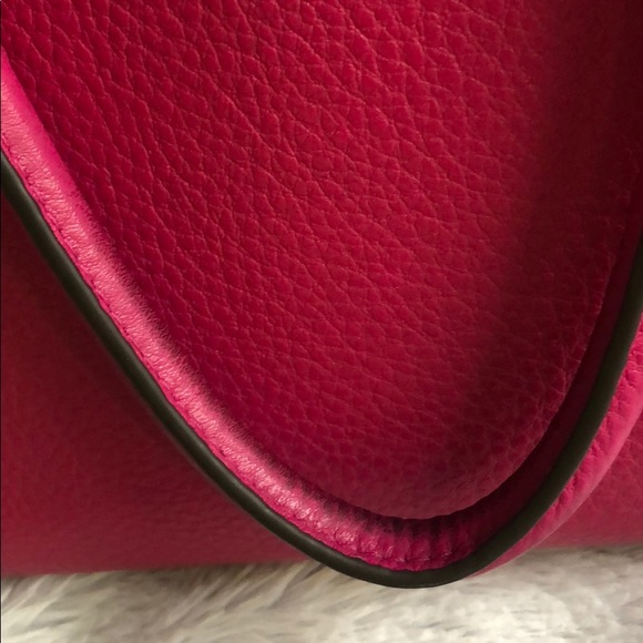 Micheal Kors Bag - Picture 5 of 6